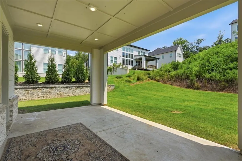 886 Keystone Drive Woodstock, GA 30188