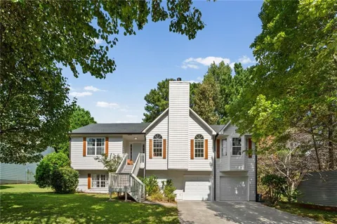 2608 Abbotts Glen Drive NW