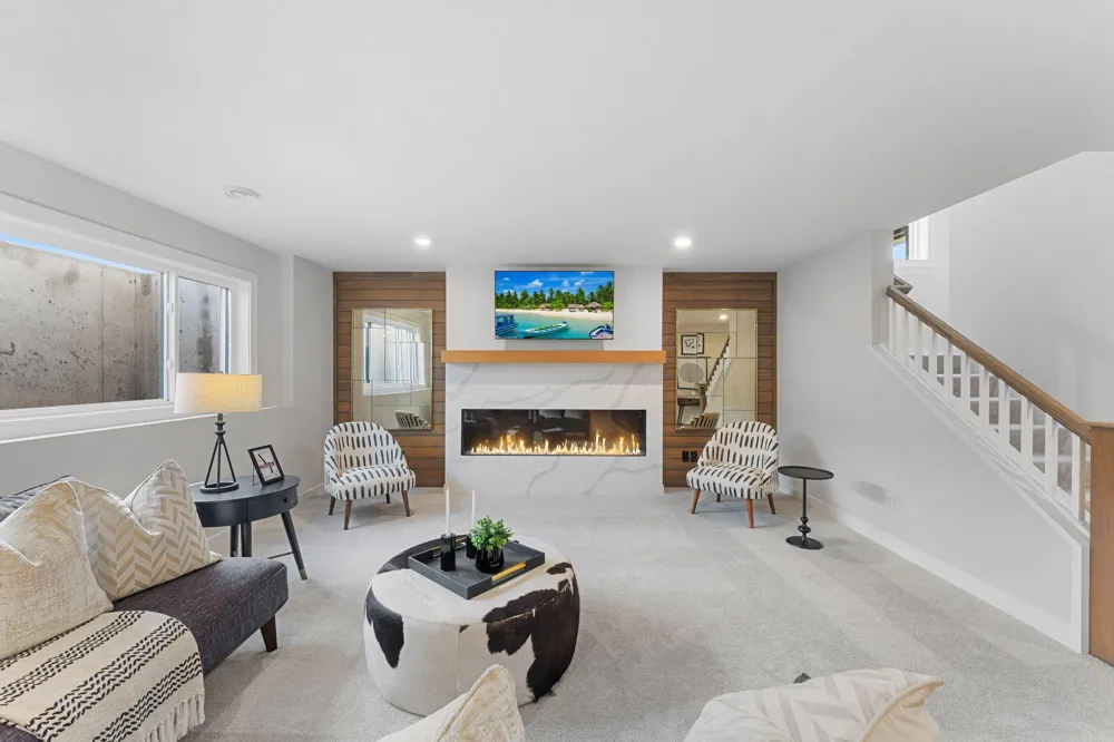 3705 Elliana Place Shakopee, MN 55379