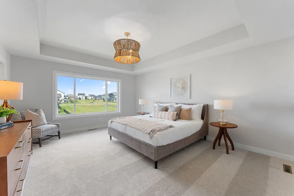 3705 Elliana Place Shakopee, MN 55379