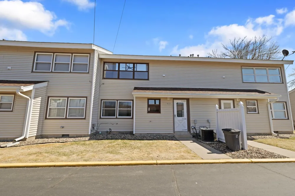 818 9th Street Farmington, MN 55024