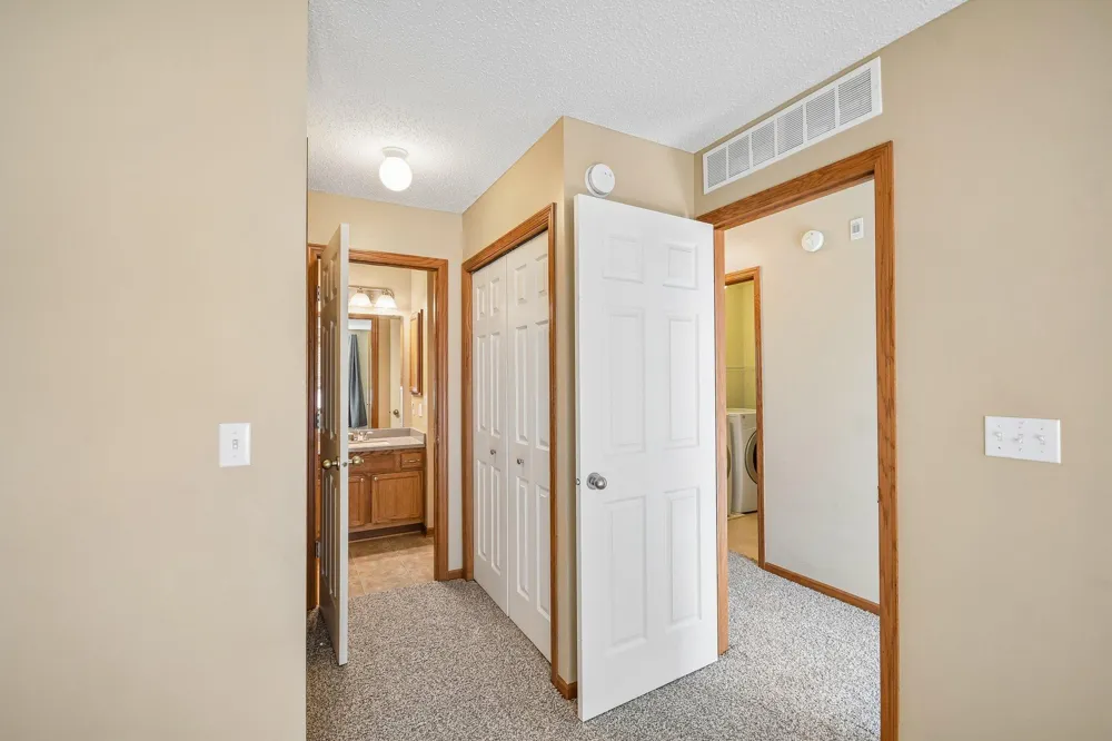 1602 Woodlynn Avenue #2 Maplewood, MN 55109
