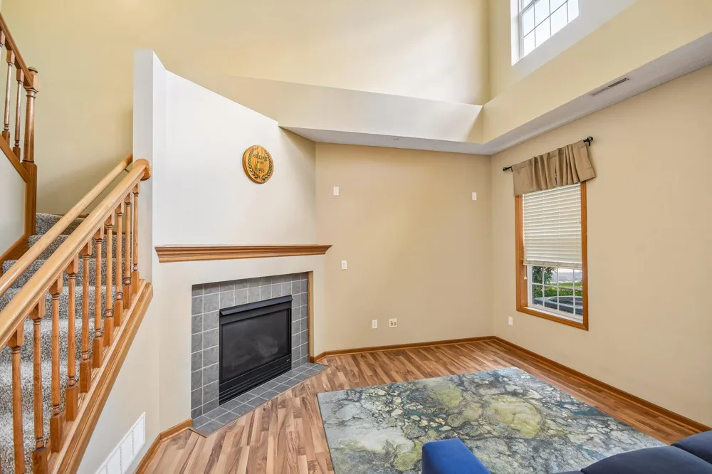 1602 Woodlynn Avenue #2 Maplewood, MN 55109
