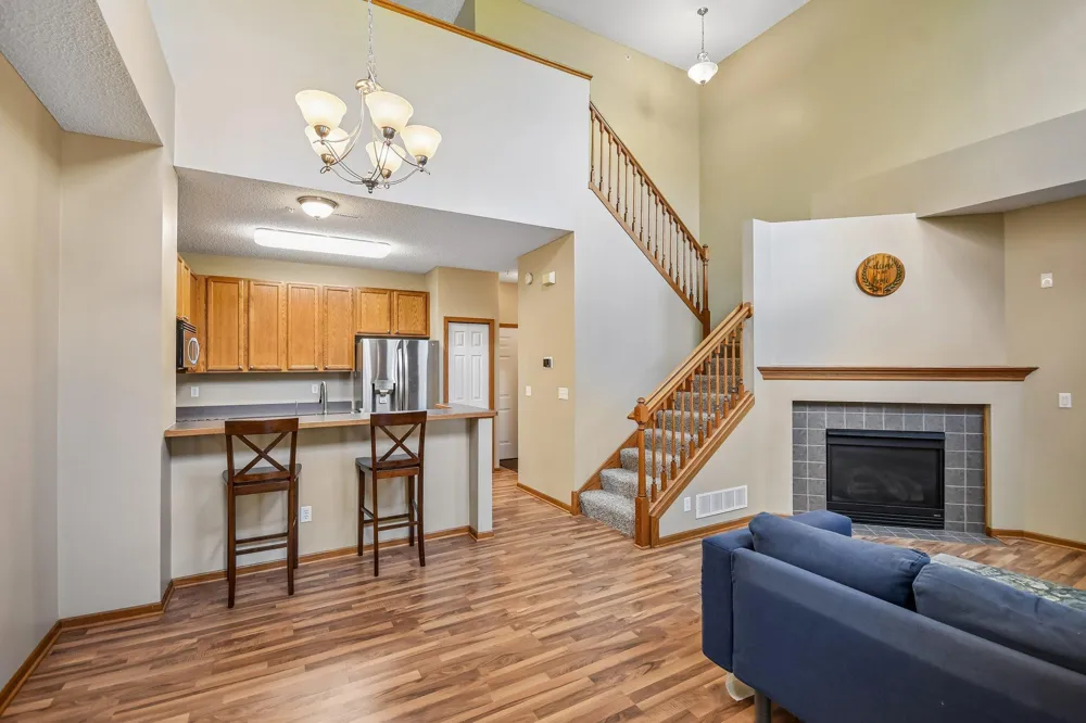 1602 Woodlynn Avenue #2 Maplewood, MN 55109