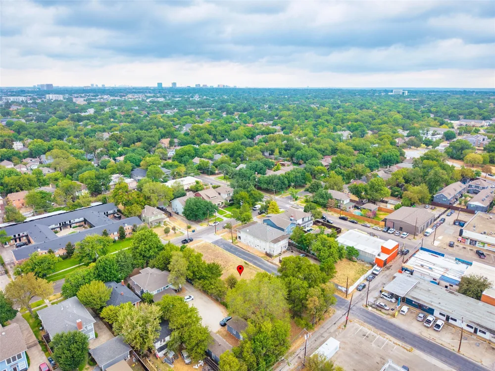 4932 Reiger Avenue Dallas, TX 75214