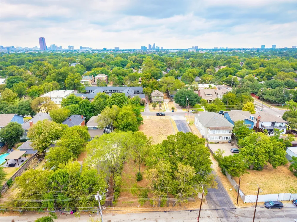 4932 Reiger Avenue Dallas, TX 75214