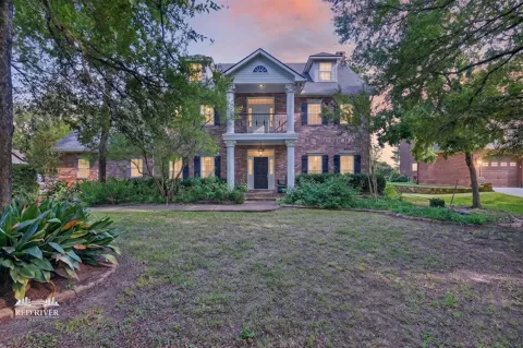 2309 Cross Drive