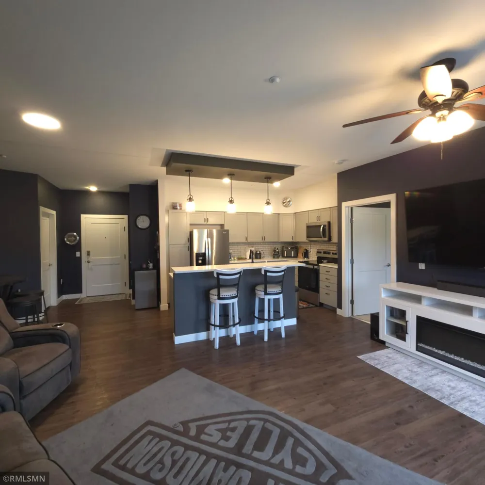 7084 Glory Road #111 Baxter, MN 56425