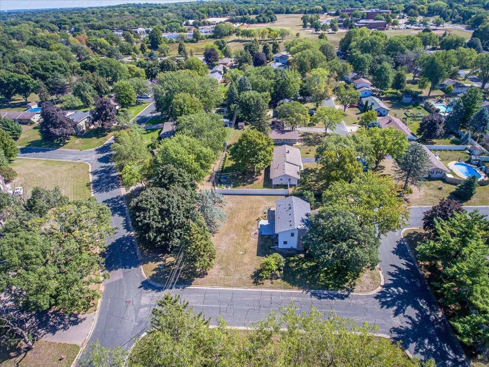 200 Harold Drive Burnsville, MN 55337