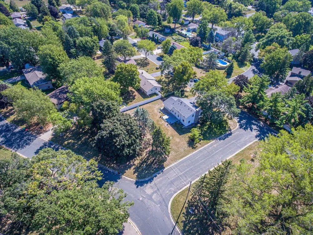 200 Harold Drive Burnsville, MN 55337