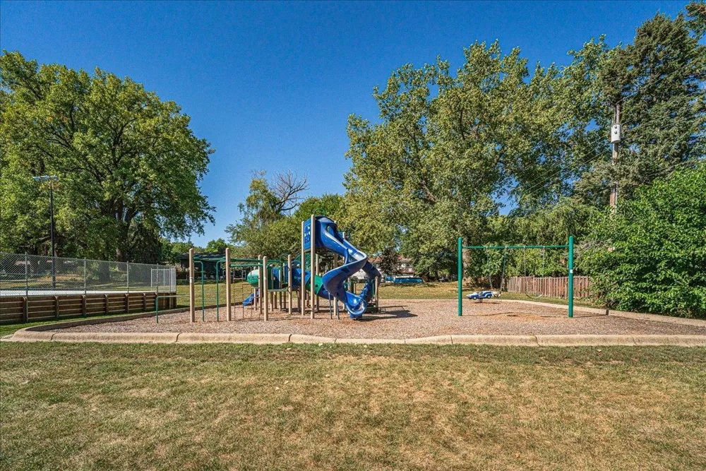 200 Harold Drive Burnsville, MN 55337