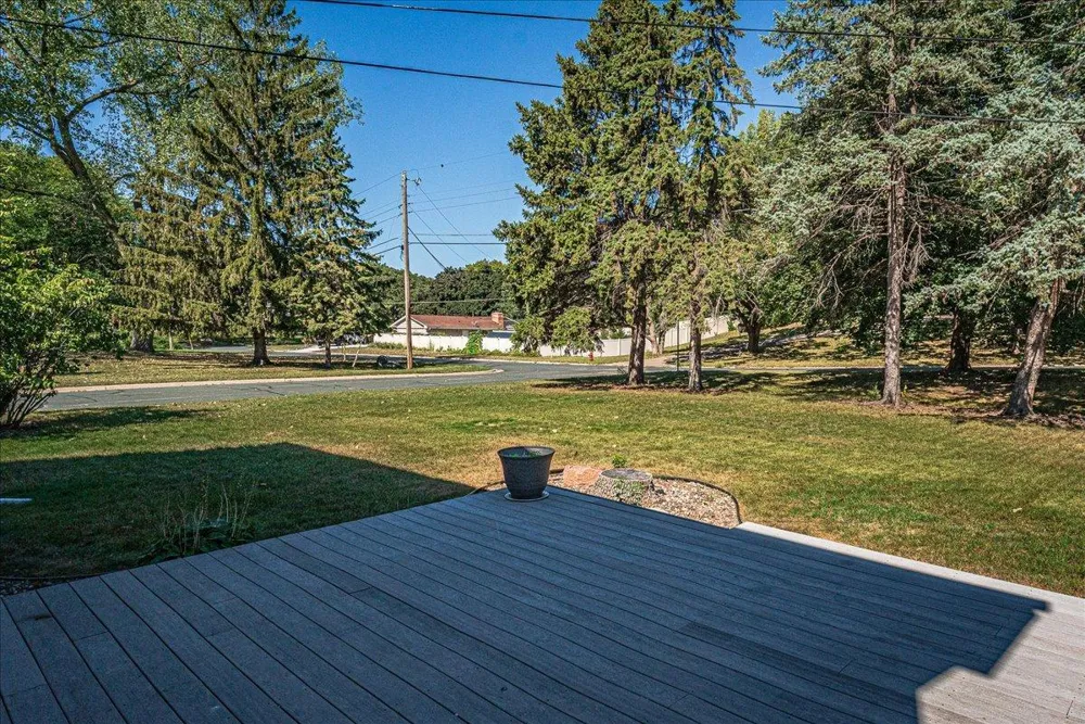 200 Harold Drive Burnsville, MN 55337
