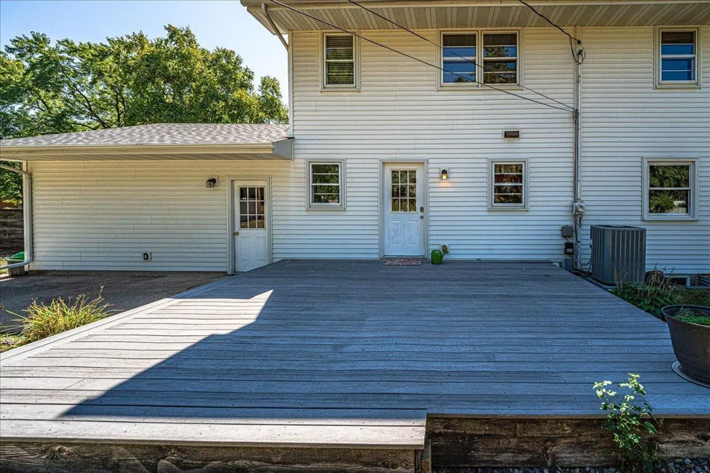 200 Harold Drive Burnsville, MN 55337