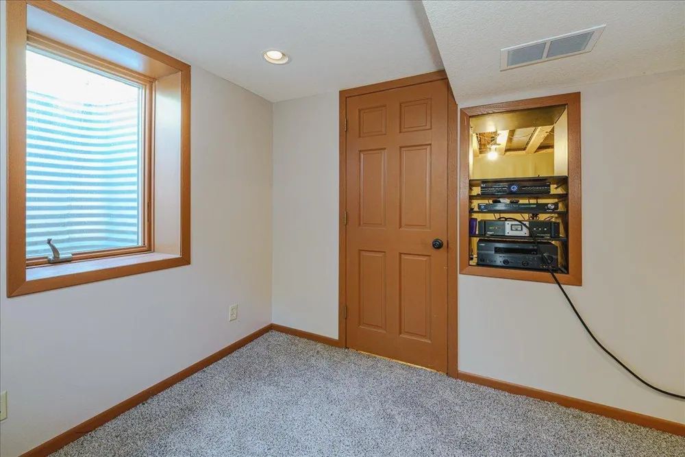 200 Harold Drive Burnsville, MN 55337