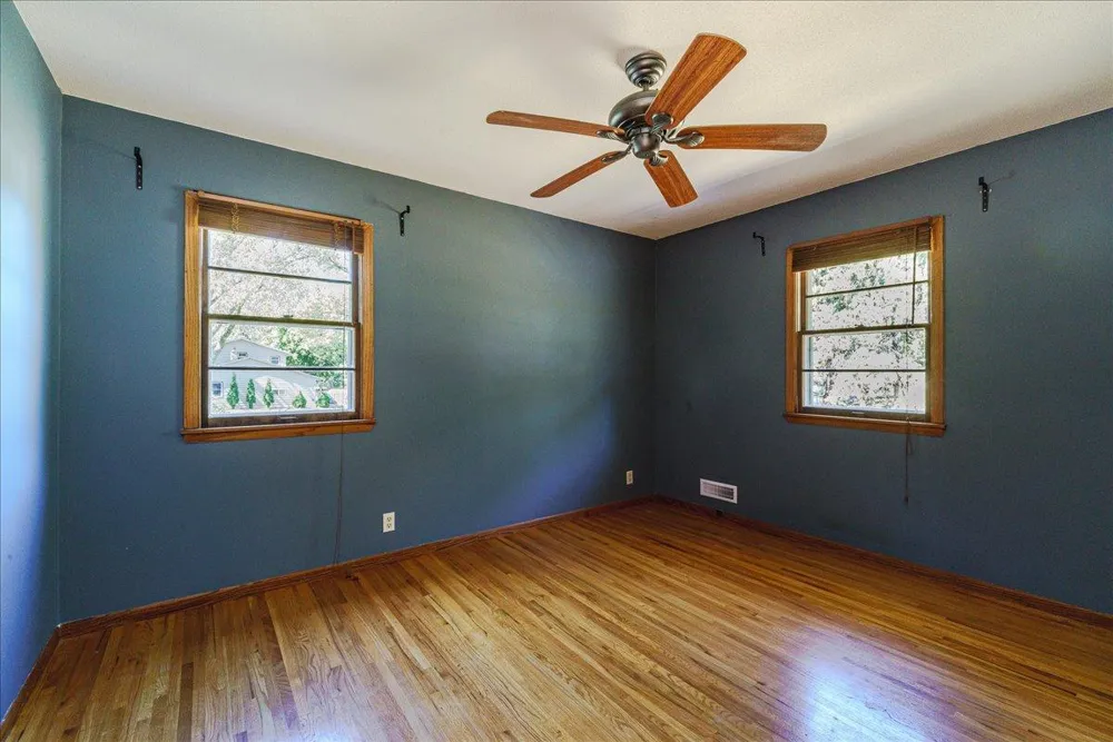 200 Harold Drive Burnsville, MN 55337