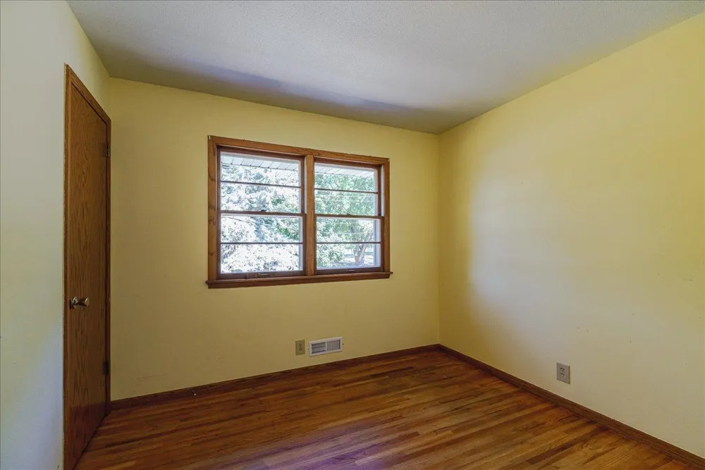 200 Harold Drive Burnsville, MN 55337