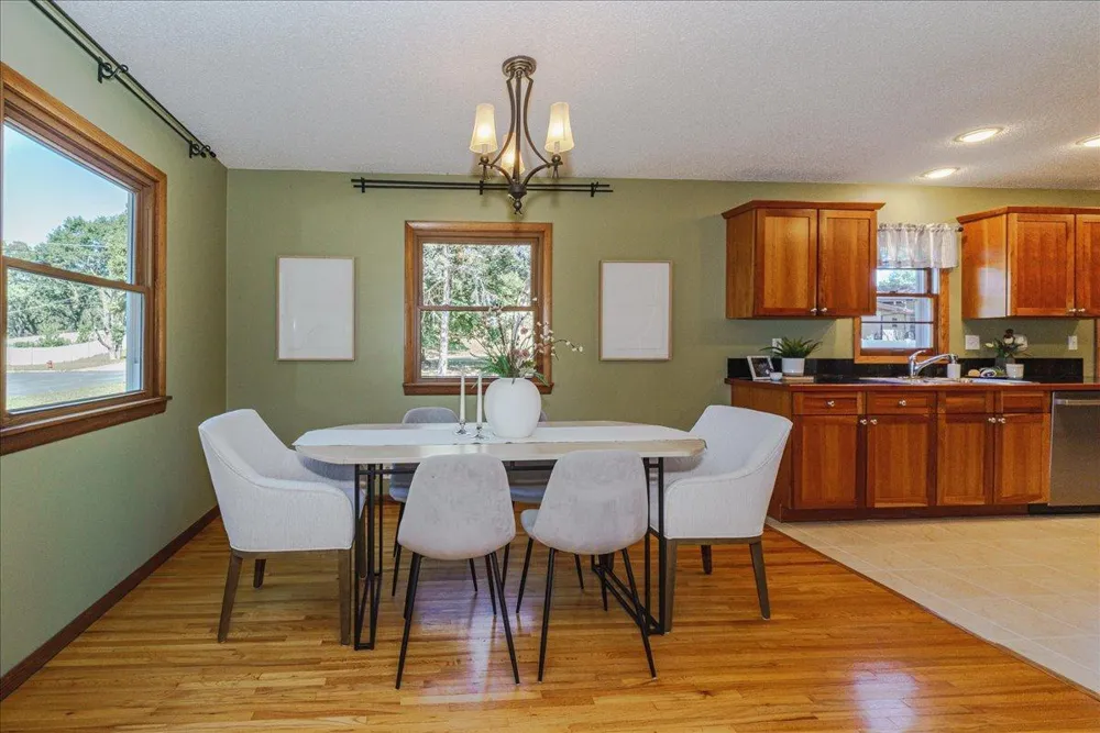 200 Harold Drive Burnsville, MN 55337