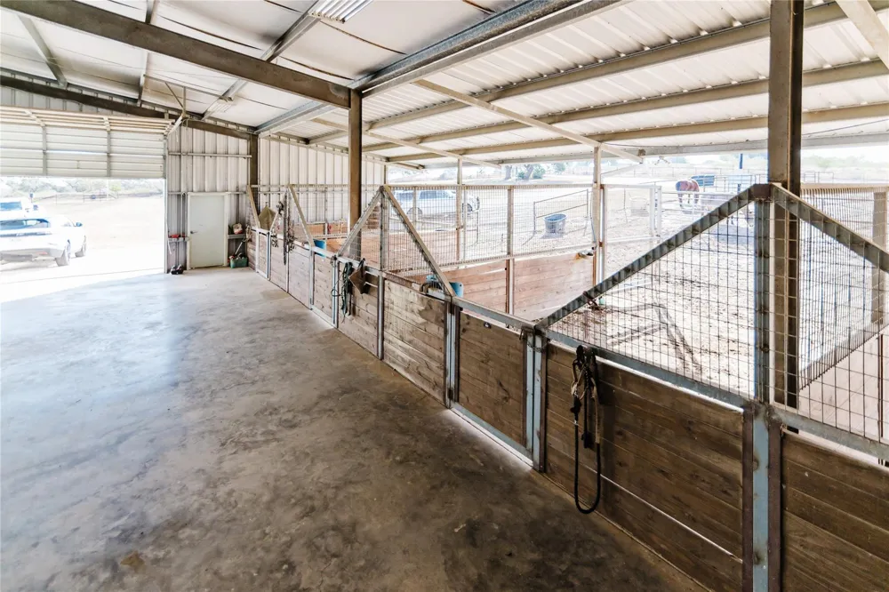 1440 Old Goliad Road Cuero, TX 77954