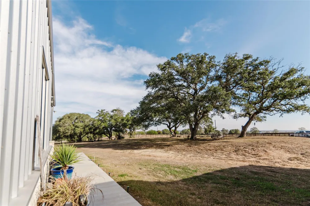 1440 Old Goliad Road Cuero, TX 77954