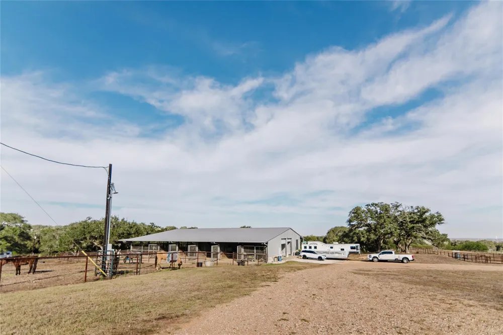 1440 Old Goliad Road Cuero, TX 77954