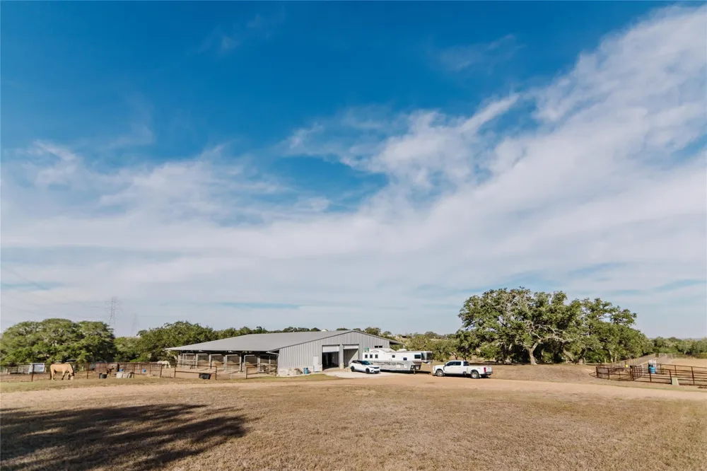 1440 Old Goliad Road Cuero, TX 77954