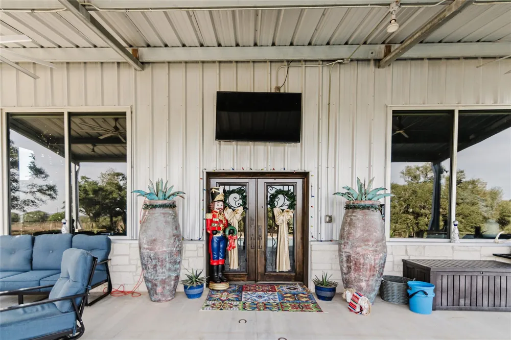 1440 Old Goliad Road Cuero, TX 77954