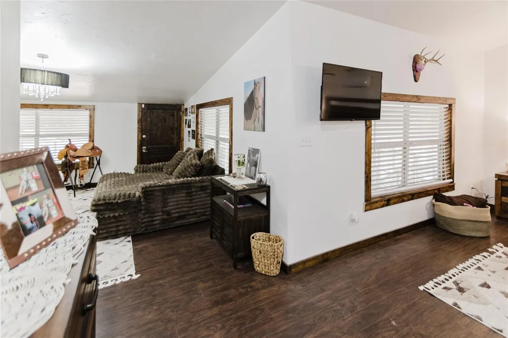 1440 Old Goliad Road Cuero, TX 77954
