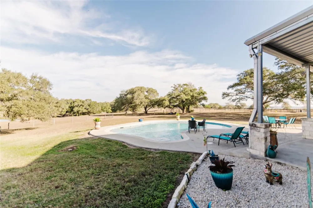 1440 Old Goliad Road Cuero, TX 77954