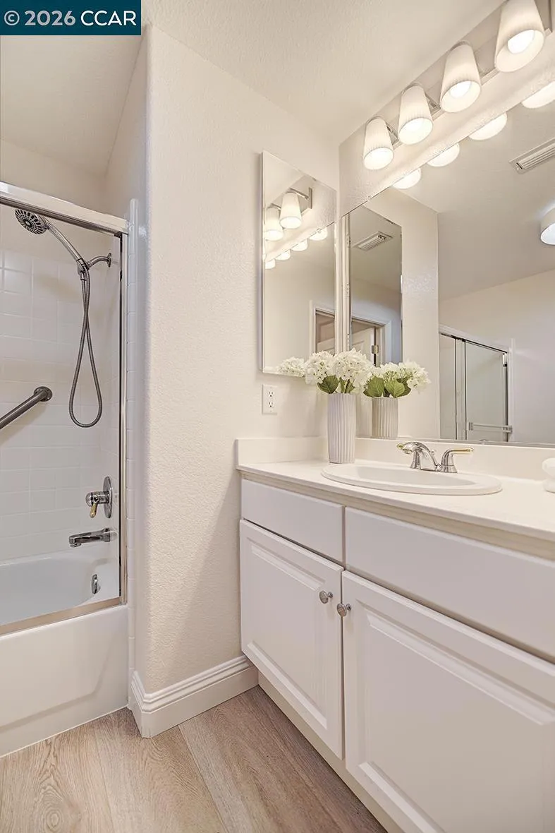 506 Quail Hill Ct Walnut Creek, CA 94595