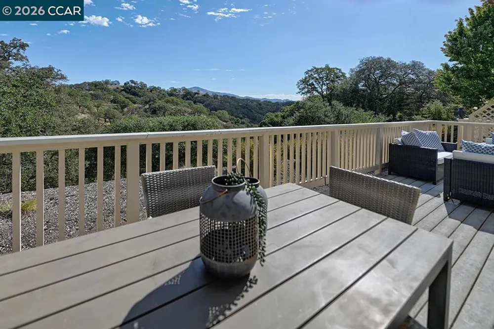 506 Quail Hill Ct Walnut Creek, CA 94595