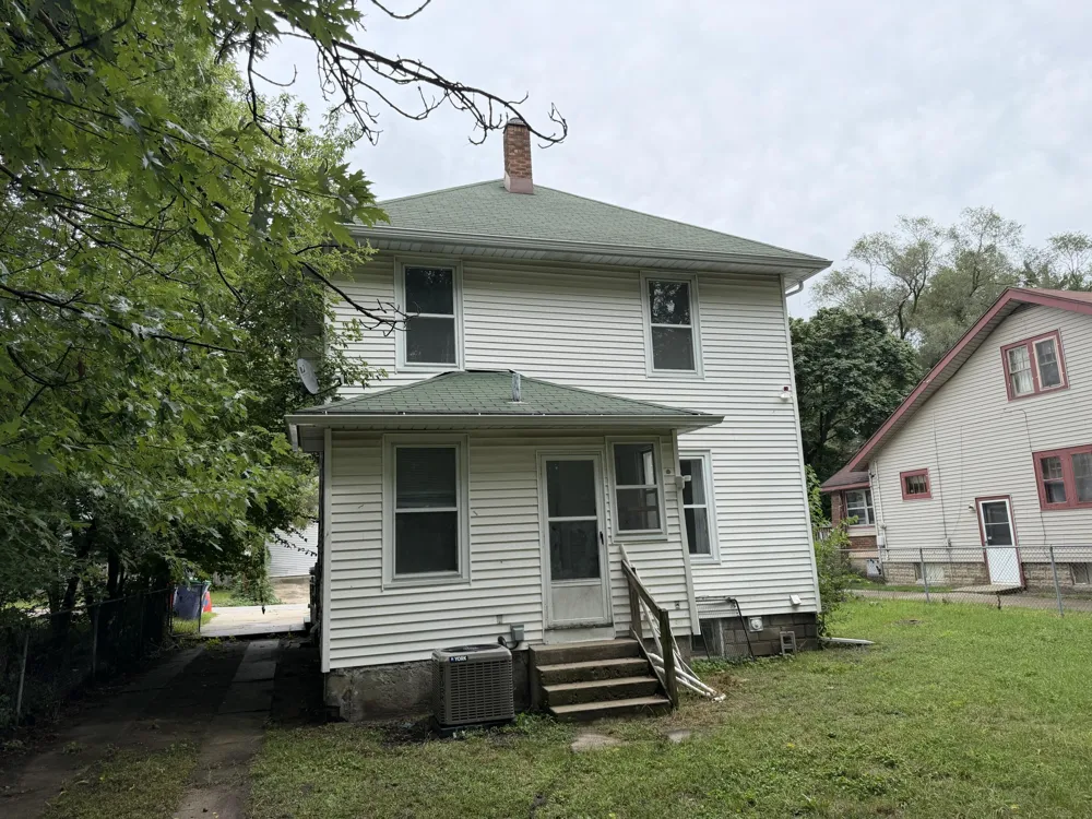 1127 Niagara Avenue SE Grand Rapids, MI 49507