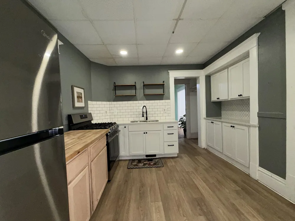 1127 Niagara Avenue SE Grand Rapids, MI 49507