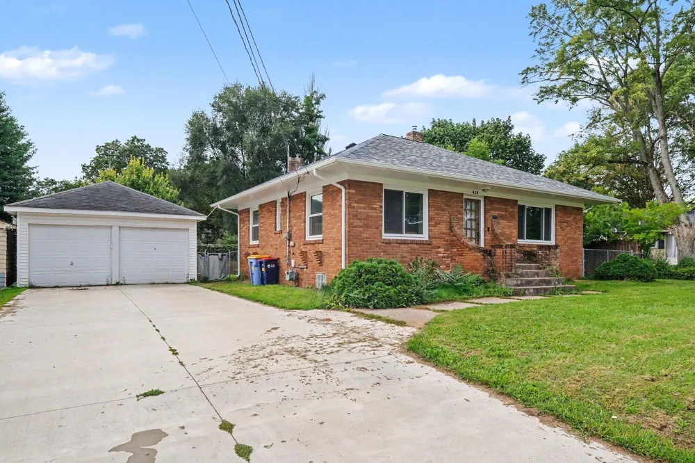 424 Alger Street SE Grand Rapids, MI 49507