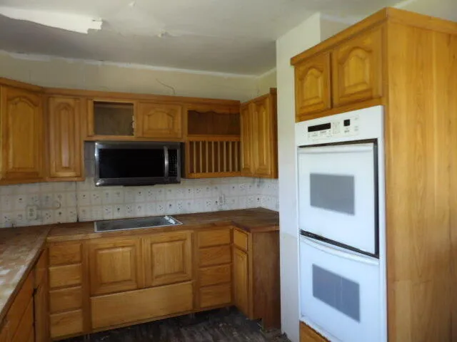 667 W Southern Road Bronson, MI 49028