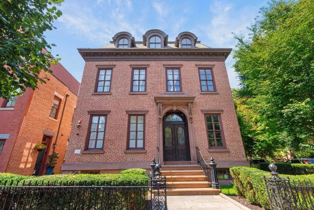 591 JERSEY AVE Jersey City, NJ 07302