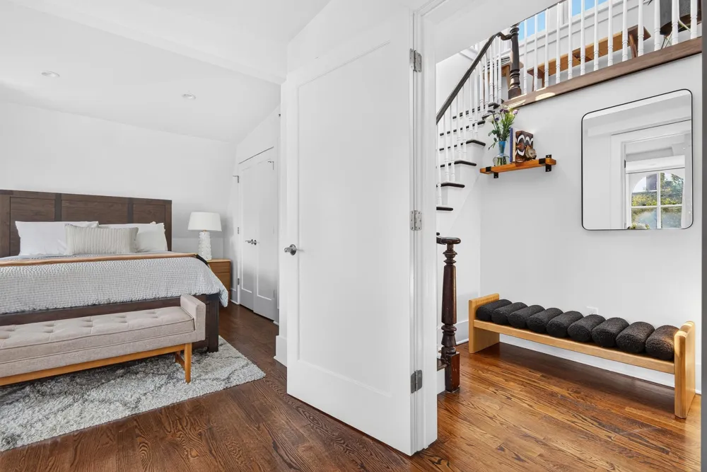 591 JERSEY AVE Jersey City, NJ 07302