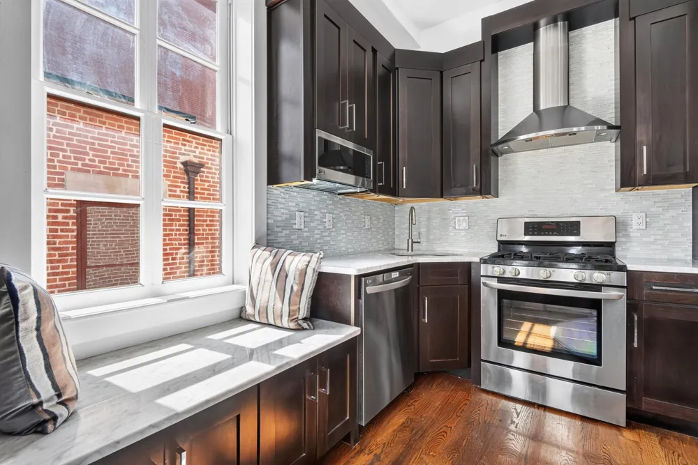 591 JERSEY AVE Jersey City, NJ 07302
