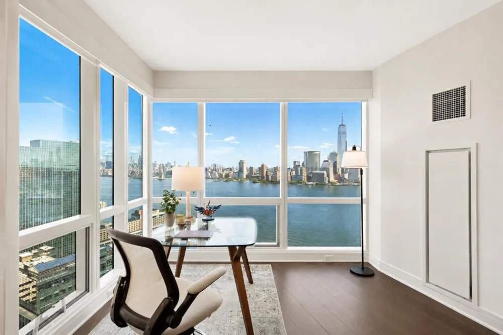 77 HUDSON ST Jersey City, NJ 07302