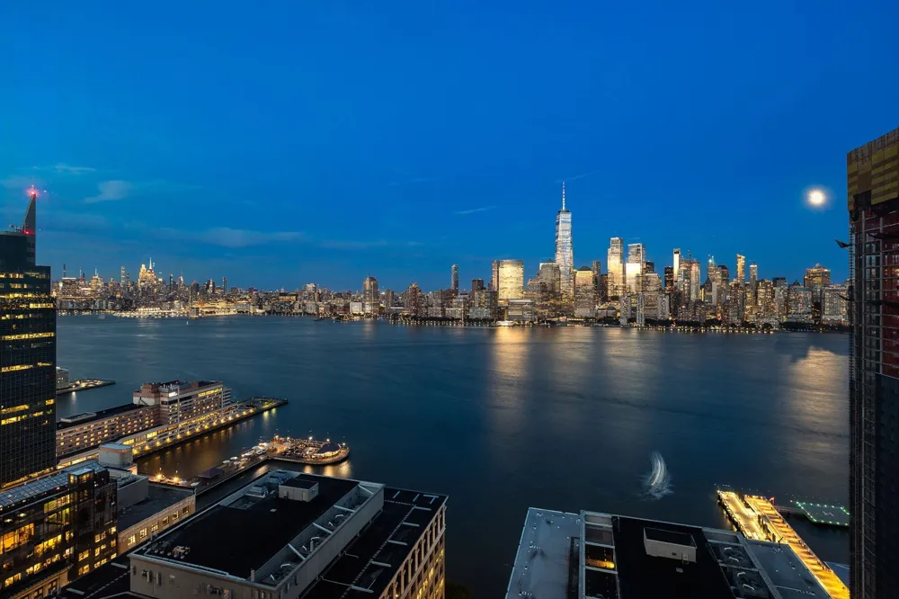 77 HUDSON ST Jersey City, NJ 07302