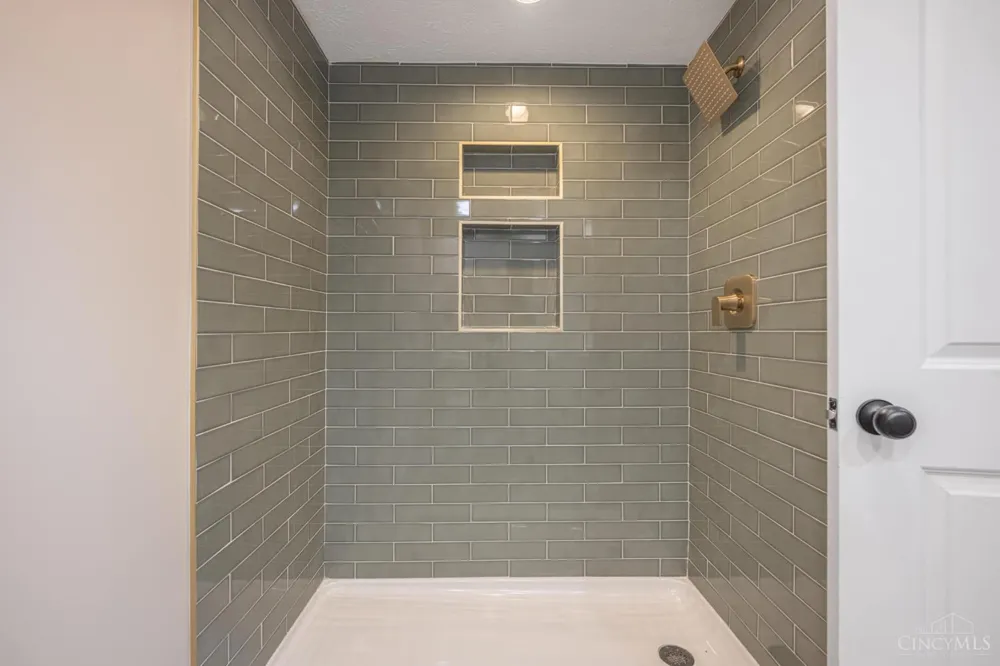 3844 Townsley Drive Deerfield, OH 45140