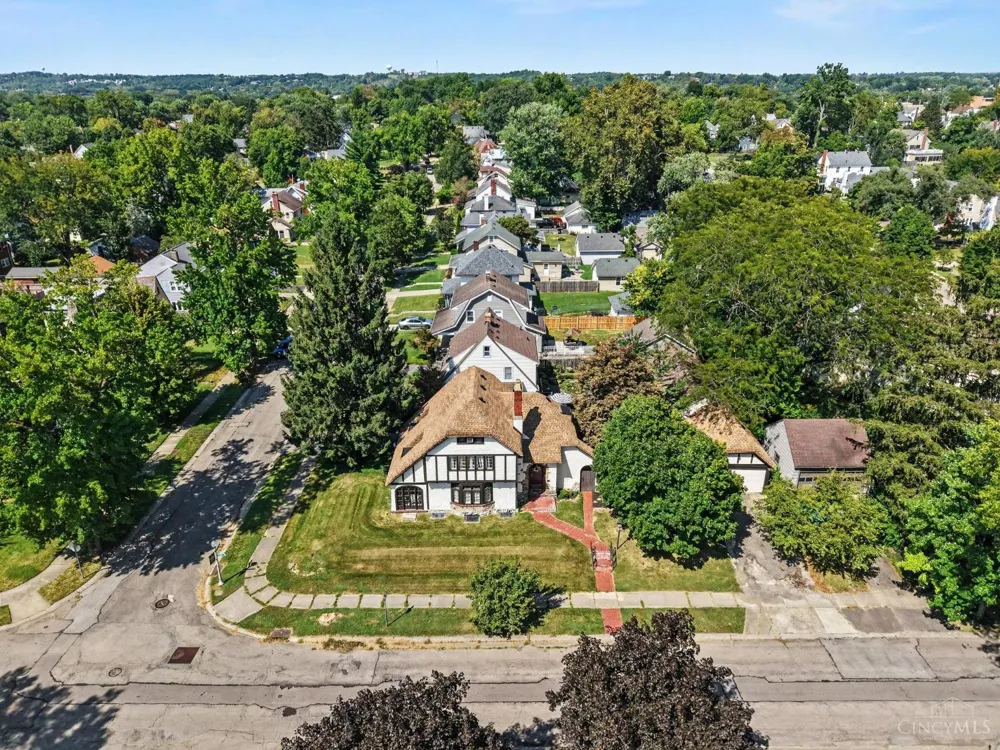 916 Gray Avenue Hamilton, OH 45013