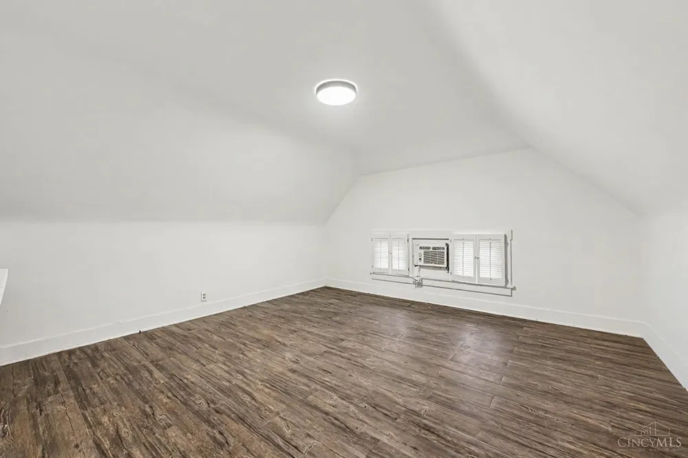 916 Gray Avenue Hamilton, OH 45013
