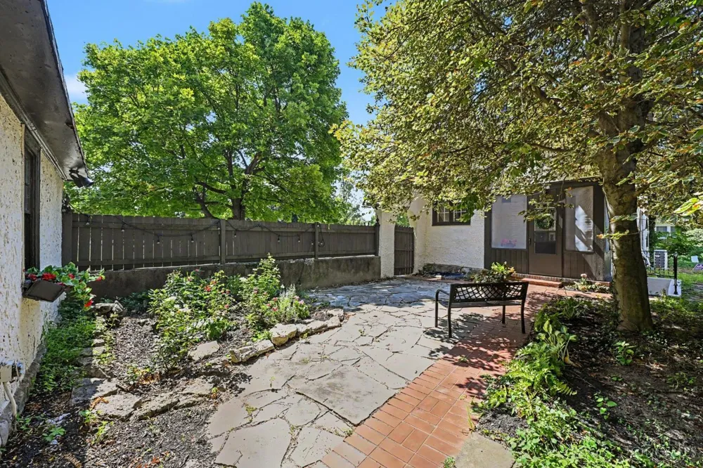 916 Gray Avenue Hamilton, OH 45013