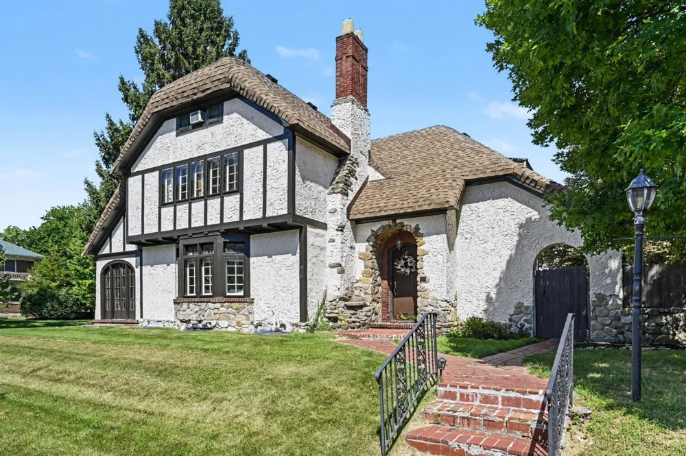 916 Gray Avenue Hamilton, OH 45013