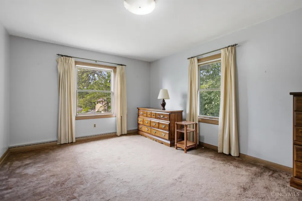 66 Windsor Drive Hamilton, OH 45013