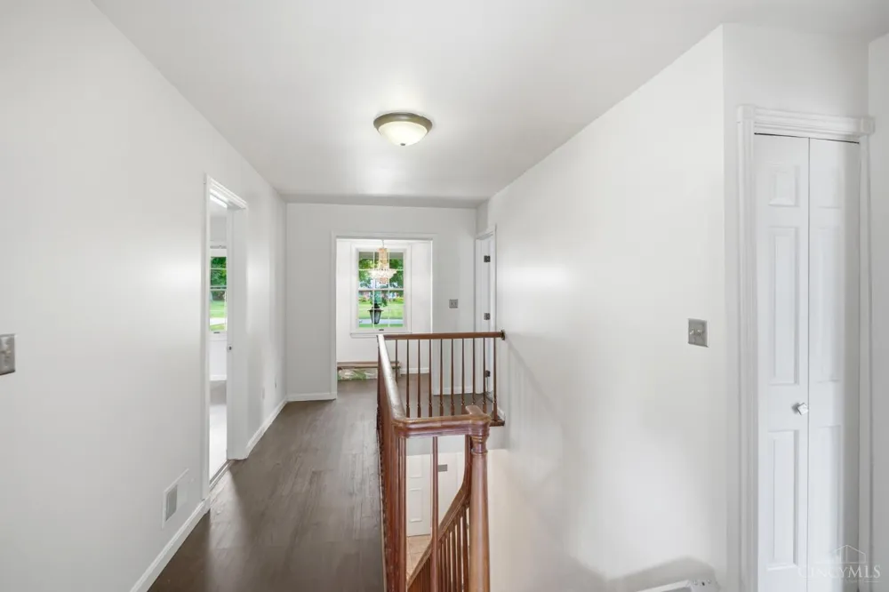 1925 Greenpine Drive Springfield, OH 45231