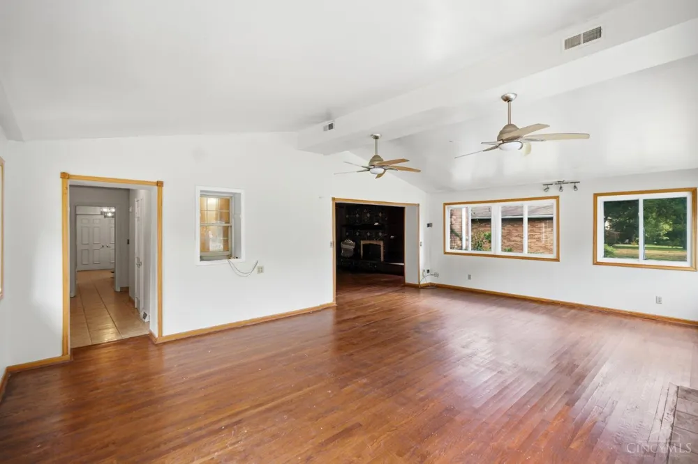 1925 Greenpine Drive Springfield, OH 45231