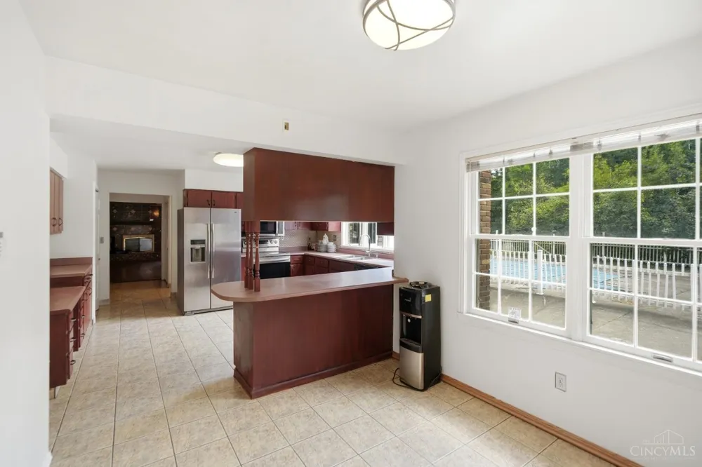 1925 Greenpine Drive Springfield, OH 45231