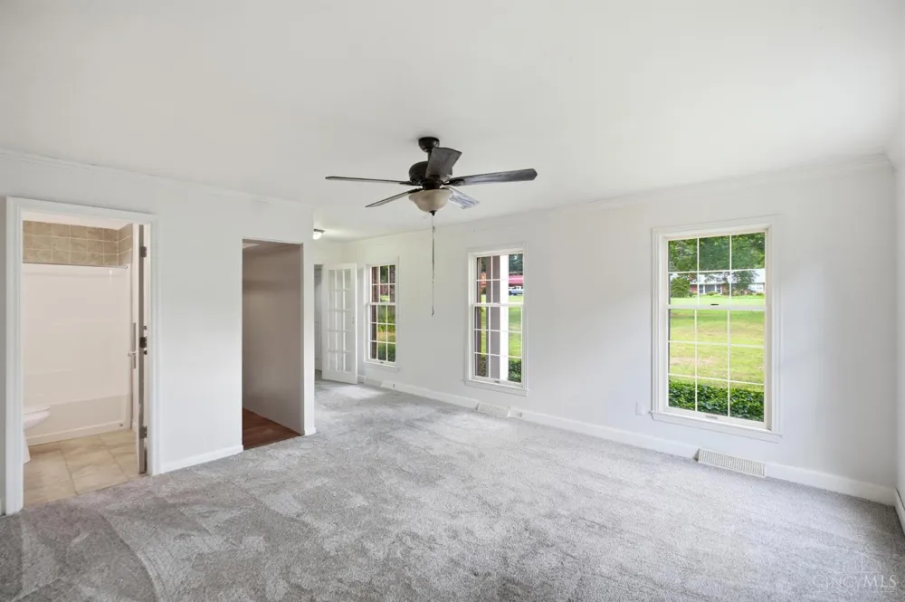 1925 Greenpine Drive Springfield, OH 45231