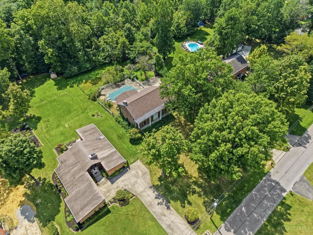 1925 Greenpine Drive Springfield, OH 45231